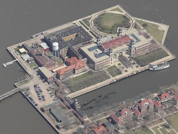 ellis island: ellis islands -3